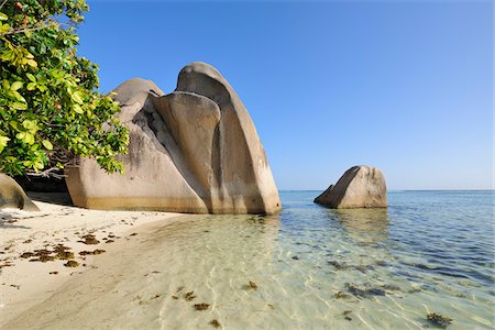 Anse Source d'Argent with Sculpted Rocks, La Digue, Seychelles Stock Photo - Premium Royalty-Free, Code: 600-07653899