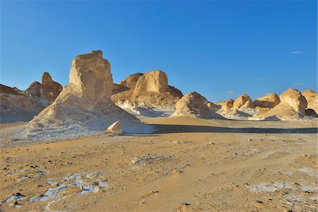 simsearch:841-05795359,k - Rock Formations in White Desert, Libyan Desert, Sahara Desert, New Valley Governorate, Egypt Foto de stock - Sin royalties Premium, Código: 600-07689508