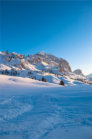 Passo Gardena and Sella Group, Val Gardena, Bolzano District, Trentino Alto Adige, Dolomites, Italy Stockbilder - Premium RF Lizenzfrei, Bildnummer: 600-07745055