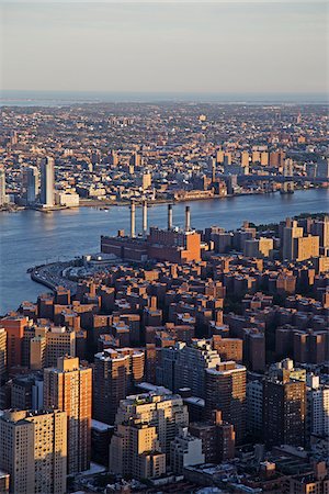 Aerial View of Manhattan, East River and Brooklyn, New York City, New York, USA Foto de stock - Sin royalties Premium, Código: 600-07760293