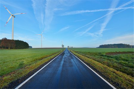 strom (energiequelle) - Country Road in Morning with Wind Turbines, Freiensteinau, Vogelsbergkreis, Hesse, Germany Stockbilder - Premium RF Lizenzfrei, Bildnummer: 600-07945040