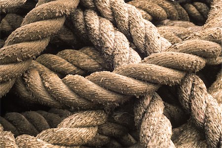 fil (corde) - Close-up of rope used for a tug boat towline, coiled on deck, USA Photographie de stock - Premium Libres de Droits, Code: 600-07945118