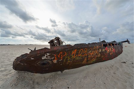 ruiné - The Shipwreck at East End, Norderney, East Frisia Island, North Sea, Lower Saxony, Germany Foto de stock - Sin royalties Premium, Código: 600-07945233