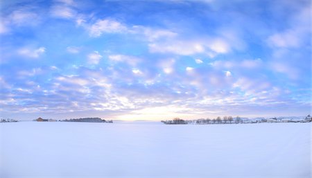 Panoramic Landscape of Sunrise on Early Morning in Winter, Upper Palatinate, Bavaria, Germany Foto de stock - Sin royalties Premium, Código: 600-07968160