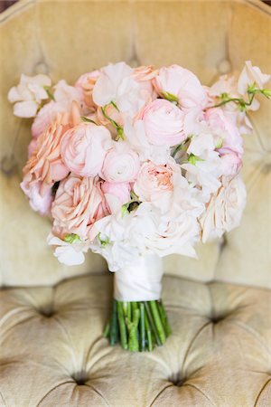 Bridal Bouquet of Pink Peonies and Roses Stock Photo - Premium Royalty-Free, Code: 600-07991475