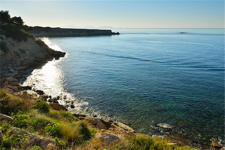 Stone Coast with Sea, La Couronne, Martigues, Cote Bleue, Mediterranean Sea, Bouches-du-Rhone, Provence-Alpes-Cote d'Azur, France Foto de stock - Sin royalties Premium, Código: 600-07991531