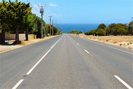 paved road horizon - Country Road in Summer, Cape Jervis, Fleurieu Peninsula, South Australia, Australia Stock Photo - Premium Royalty-Free, Code: 600-08026078