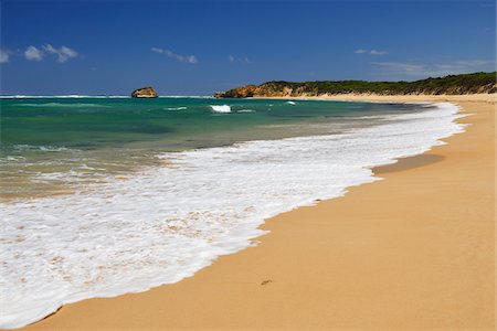 simsearch:600-08026102,k - Ocean Coastline with Sandy Beach in Summer, Peterborough, Great Ocean Road, Victoria, Australia Stock Photo - Premium Royalty-Free, Code: 600-08026092