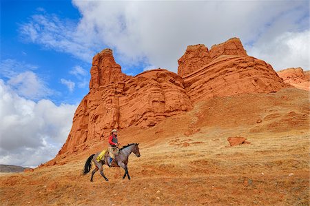 Cowboy Riding Horse, Wyoming, USA Foto de stock - Sin royalties Premium, Código: 600-08026200