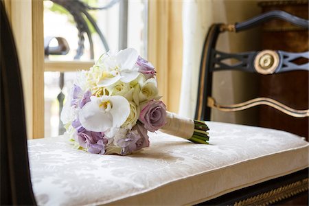 Bridal Bouquet on Seat Stock Photo - Premium Royalty-Free, Code: 600-08059831