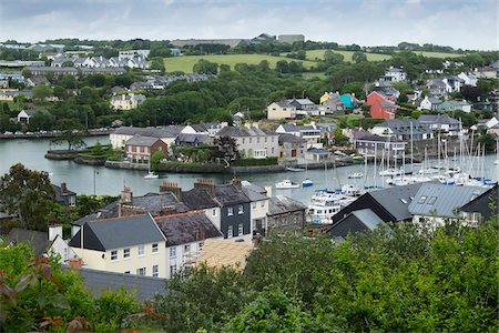 Scenic view of fishing town of Kinsale, Republic of Ireland Foto de stock - Sin royalties Premium, Código: 600-08102767