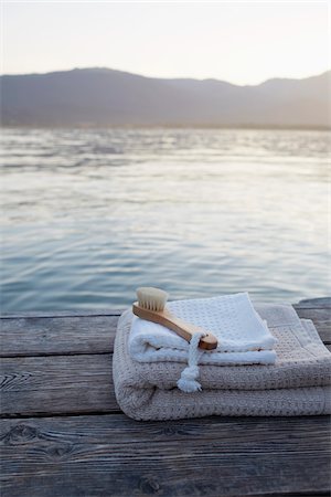 spa travel - Towels and Brush on Dock, Wolfgangsee, Salzburger Land, Austria Stock Photo - Premium Royalty-Free, Code: 600-08138875