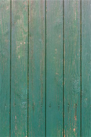 Close-up of barn boards painted green, Odenwald, Hesse, Germany Stock Photo - Premium Royalty-Free, Code: 600-08145803