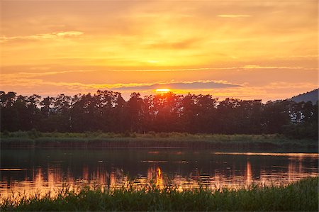 Landscape and lake at sunset, Bavaria, Germany Stock Photo - Premium Royalty-Free, Code: 600-08171741