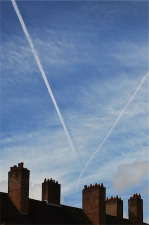 View of Old Chimney Stacks, London, England, UK Photographie de stock - Premium Libres de Droits, Code: 600-08639134