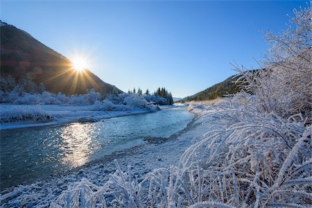 simsearch:600-06701786,k - River Isar in Winter with Sun and Hoar Frost, Isar Valley, Karwendel, Vorderriss, Upper Bavaria, Bavaria, Germany Stock Photo - Premium Royalty-Free, Code: 600-08639169