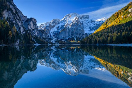 Croda del Becco (Seekofel) reflected in Braies Lake in autumn, Prags Dolomites, South Tyrol, (Bozen Province) Trentino Alto Adige, Italy Stock Photo - Premium Royalty-Free, Code: 600-08916135