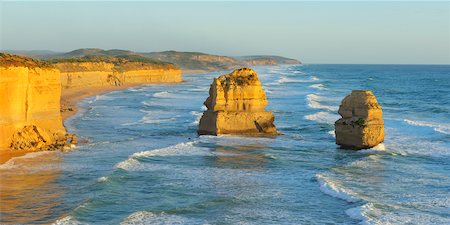 sea cliff - Limestone Stacks of the Twelve Apostles along the coastal shoreline at Princetown, Great Ocean Road in Victoria, Australia Stock Photo - Premium Royalty-Free, Code: 600-09052841