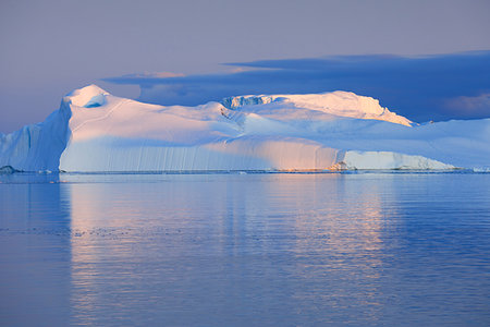 simsearch:600-05822032,k - Icebergs at Ilulissat icefjord, Ilulissat, Icefjord, Disko Bay, Qaasuitsup, Greenland, Polar Regions, Arctic Stockbilder - Premium RF Lizenzfrei, Bildnummer: 600-09245470