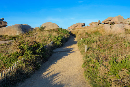 pink granite coast - Coastal path in the evening, Ploumanach, Cote de Granit Rose, Cotes-dArmor, Brittany, France, Europe Stock Photo - Premium Royalty-Free, Code: 600-09245519