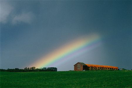 stormy weather rainbow - Arc-en-ciel (Alberta), Canada Photographie de stock - Premium Libres de Droits, Code: 600-00005204