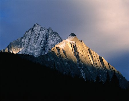simsearch:600-00062623,k - Mount Ishbel Banff National Park Alberta, Canada Stock Photo - Premium Royalty-Free, Code: 600-00007198