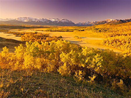 parque nacional waterton lakes - Autumn Sunrise Waterton Lakes National Park Alberta, Canada Foto de stock - Sin royalties Premium, Código: 600-00016602