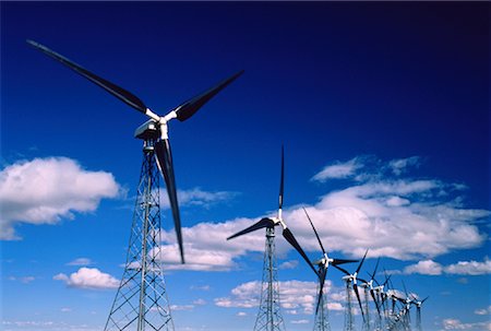 simsearch:400-06423133,k - Wind Powered Electric Station Alberta, Canada Foto de stock - Sin royalties Premium, Código: 600-00025809