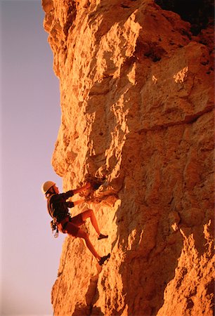 Woman Rock Climbing Ontario, Canada Stock Photo - Premium Royalty-Free, Code: 600-00023187