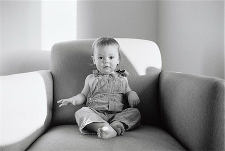 simsearch:700-00517682,k - Portrait of Baby Sitting in Chair Foto de stock - Sin royalties Premium, Código: 600-00036197