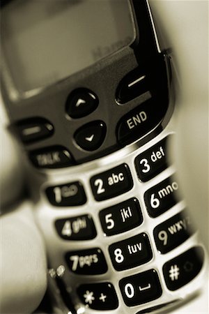 simsearch:700-00031530,k - Close-Up of Cell Phone Foto de stock - Sin royalties Premium, Código: 600-00048096