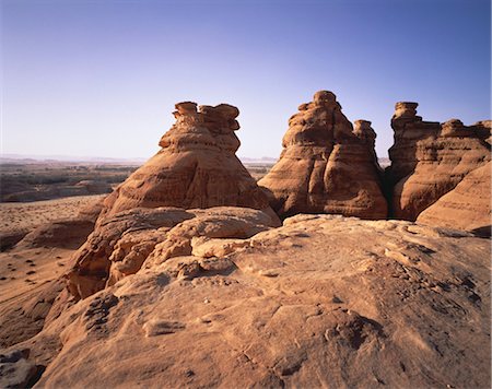 Rock Formations and Landscape, Al'Ula, Saudi Arabia Foto de stock - Sin royalties Premium, Código: 600-00048526