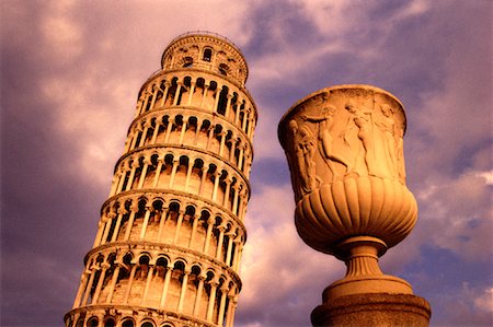 simsearch:600-00846703,k - Leaning Tower of Pisa Pisa, Tuscany, Italy Stock Photo - Premium Royalty-Free, Code: 600-00043216