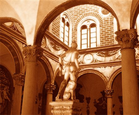 europe sepia - Courtyard and Statue Florence, Tuscany, Italy Stock Photo - Premium Royalty-Free, Code: 600-00043332