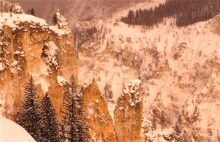 simsearch:841-03058739,k - Yellowstone Canyon in Winter Yellowstone National Park Wyoming, USA Stock Photo - Premium Royalty-Free, Code: 600-00050721