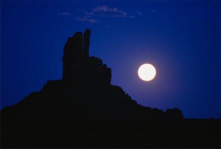 simsearch:700-00026443,k - Full Moon over Monument Valley Arizona, USA Foto de stock - Royalty Free Premium, Número: 600-00052459