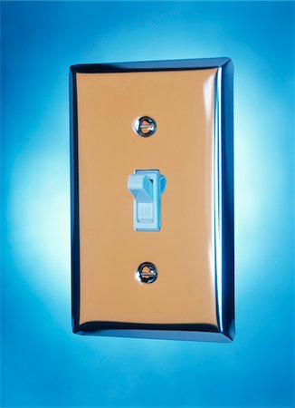 simsearch:600-00065205,k - Close-Up of Light Switch Photographie de stock - Premium Libres de Droits, Code: 600-00065203