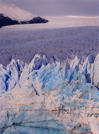 perito moreno glacier - Overview of Perito Moreno Glacier Glacier, Los Glaciares National Park, Patagonia, Argentina Stock Photo - Premium Royalty-Free, Code: 600-00060291