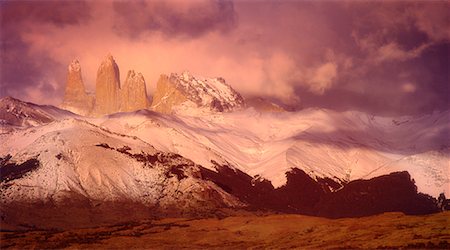 Torre De Agostini à Sunrise, Parc National de Torres Del Paine, Chili Photographie de stock - Premium Libres de Droits, Code: 600-00060341