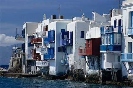 Buildings and Shoreline, Little Venice, Mykonos, Greece Foto de stock - Sin royalties Premium, Código: 600-00076579