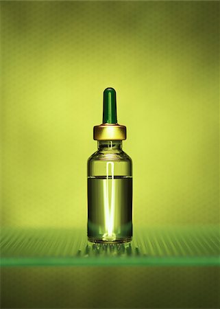 dosificador - Medicine Dropper Foto de stock - Sin royalties Premium, Código: 600-00077367