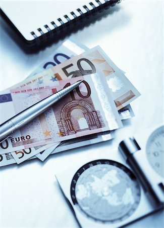 simsearch:600-00035589,k - European Currency, Clock, Pen And Journal Stock Photo - Premium Royalty-Free, Code: 600-00077363