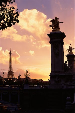 pont alexandre iii - Pont Alexandre III and Eiffel Tower at Sunset, Paris, France Stock Photo - Premium Royalty-Free, Code: 600-00071781