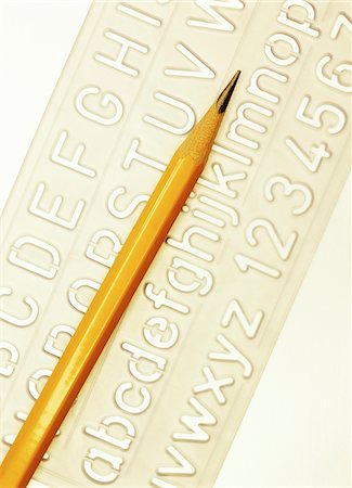 education and still life - Stencil and Pencil Photographie de stock - Premium Libres de Droits, Code: 600-00095136