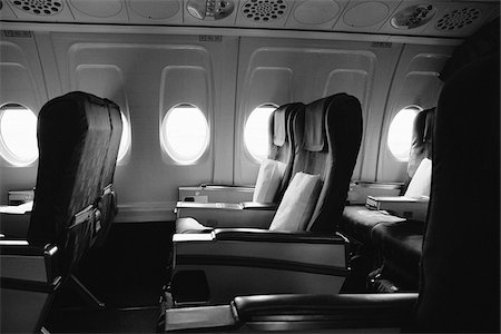simsearch:841-06445932,k - Airplane Interior Foto de stock - Sin royalties Premium, Código: 600-00165117