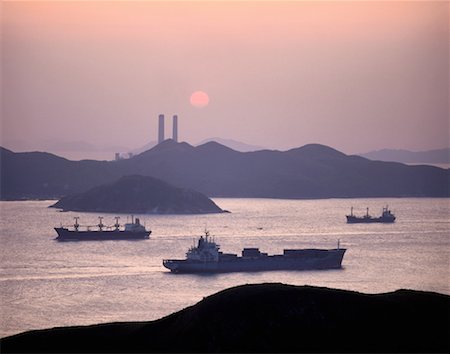 Ships in Lamma Channel, South China Sea, Hong Kong Foto de stock - Sin royalties Premium, Código: 600-00175964