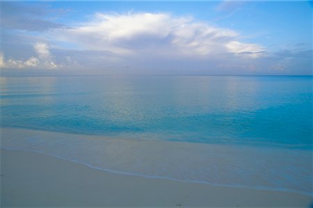 Seven Mile Beach, Grand Cayman, Cayman Islands Foto de stock - Sin royalties Premium, Código: 600-00170964