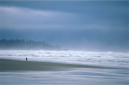 simsearch:600-02080668,k - Person Running on Long Beach, Pacific Rim Nat. Park, Vancouver Island, B.C. Canada Stock Photo - Premium Royalty-Free, Code: 600-00172010