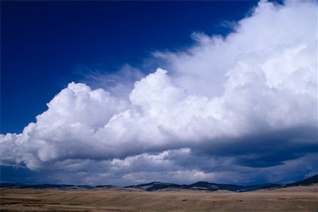 Clouds over Alberta Foothills Stock Photo - Premium Royalty-Free, Code: 600-00173570