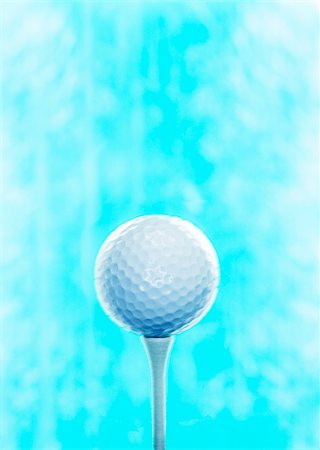 Golf Ball on Tee Stock Photo - Premium Royalty-Free, Code: 600-00199206